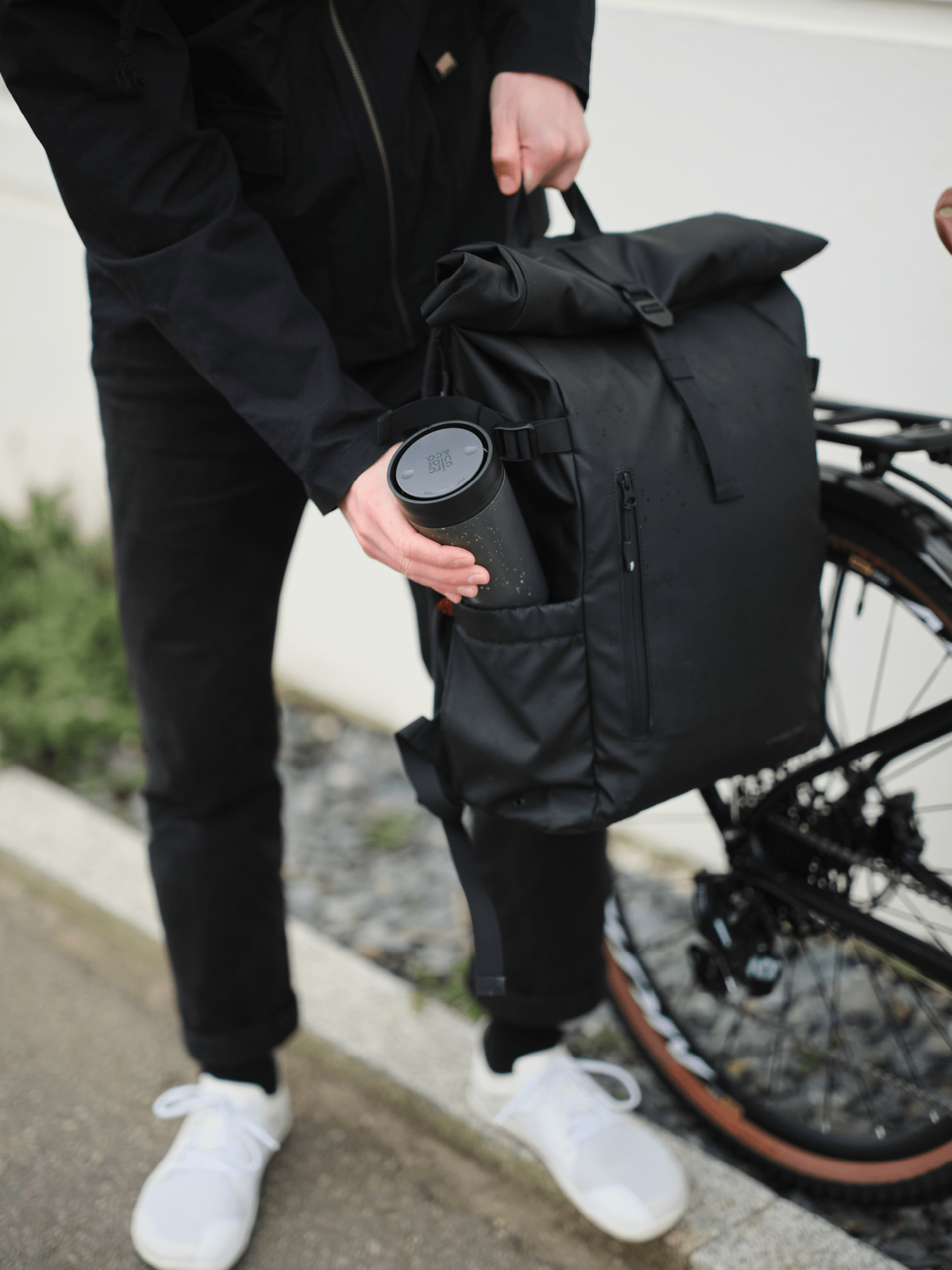 reusable travel mugs for bikes