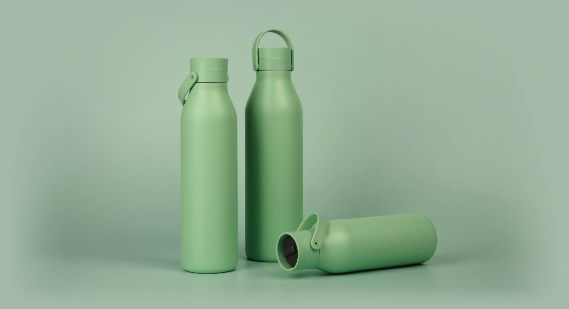 Reusable, recycled coffee cups made from bubblegum